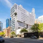 Godfrey Hotel Chicago