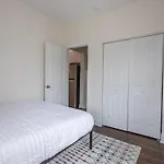 Charming 2Br Stay Ideal For Long Or Short Visits