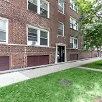 Charming 2Br Stay Ideal For Long Or Short Visits