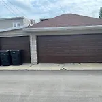 Fully Furnished 2Br Apartment Near Oak Park I Utilities Included I Car Rental Available