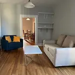 South Loop 3 Bedroom Apt