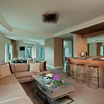 Sheraton Grand Riverwalk 4*