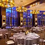 Hotel Sheraton Grand Riverwalk 4*