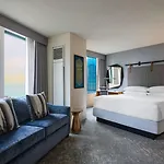Sheraton Grand Riverwalk 4*
