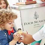 Hotel Four Seasons 5*