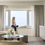 Four Seasons Hotel