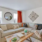 Cozy Garden Apartment In Chicago