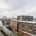 Blueground West Loop Rooftop Pool Gym Chi-1171