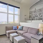 Hyatt House Chicago Medical/University District