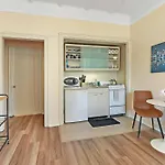 Charming Studio Space - Sp 1400