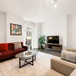 Stylish 3Br Gem In Prime Location