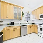 Apartment Addison Elite Art Deco Retreat Garage Chicago