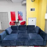 Bright 2br With Gym And Optional Parking Near Soldier Field, Museum Campus, Mccormick Place