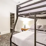 Hello Again, Chicago!