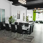 Spacious 6Br Unit Near Mccormick & Lakefront