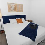 Spacious 6Br Unit Near Mccormick & Lakefront