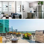 Downtown Mich Ave - 6 Penthouses, Sleep 25