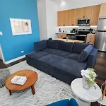 Spacious 4Br Apt Near Mccormick Place & Chinatown