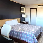 Edgebrook North Shore By Oyo Hotel Chicago