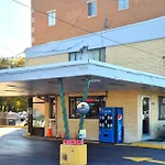 Hotel Edgebrook North Shore By Oyo