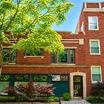 House 5863- Chicago\'S Premier Bed And Breakfast
