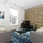 Two-Bedroom On N Southport Avenue Apt 2