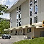 Super 8 By Wyndham Il Hotel Chicago