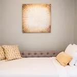 Three-Bedroom On S Maryland Avenue Apt 3
