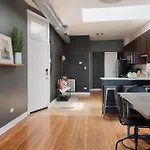 Two-Bedroom On N Milwaukee Avenue Apt 4F II