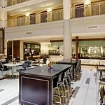 Embassy - Downtown River North 3*