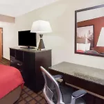 Hotel Super 8 By Wyndham Il 2*