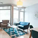Artsy 2Br In Lincoln Park By Sonder