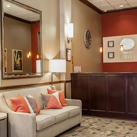 Comfort Michigan Avenue Hotel 3*