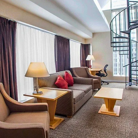 Comfort Michigan Avenue Hotel 3*