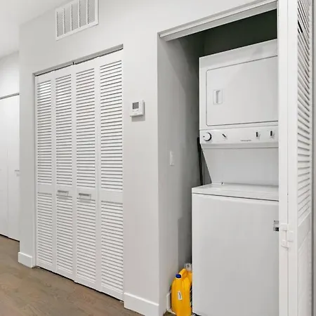2br Trendy Urban - Division 102w 202w 302w Rep Apartment Chicago