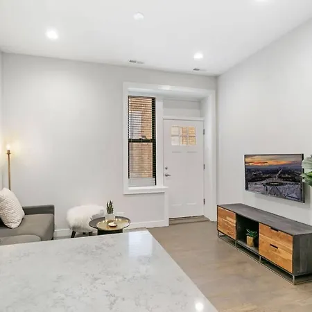 2br Trendy Urban - Division 102w 202w 302w Rep Chicago
