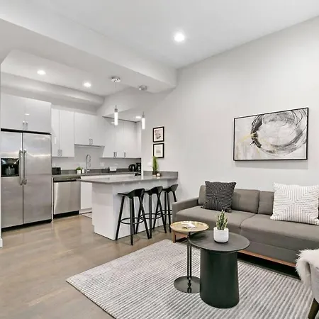 2br Trendy Urban - Division 102w 202w 302w Rep Apartment