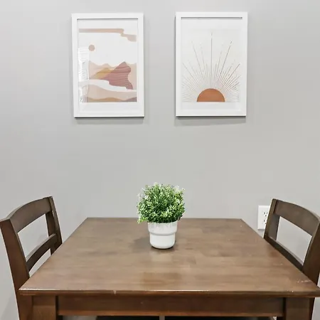 Modern 3br Apt In Boystown, 12-min Walk To Wrigley - Stratford 1s