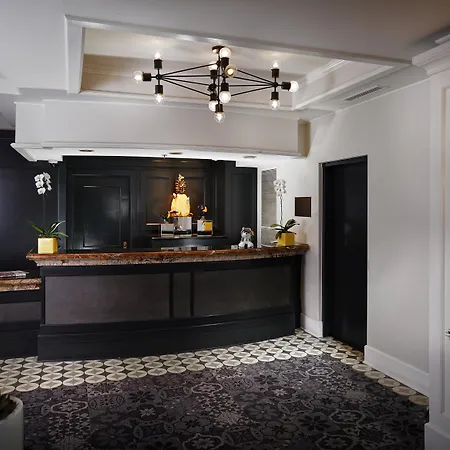 Staypineapple, An Iconic Hotel, The Loop Hotel 4*