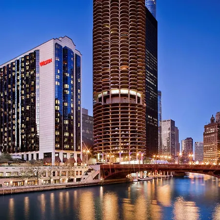 Hotel The Westin River North 4*