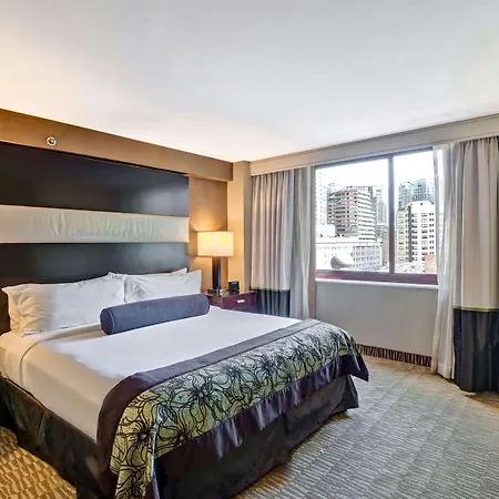 Embassy - Downtown River North Hotel 3*