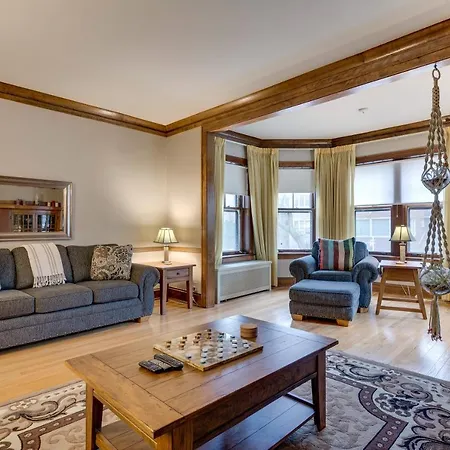 Lovely Near Loyola - Enjoy The Wonderful Outdoor Space And Sun - For The Whole Crew Apts Apartment Chicago