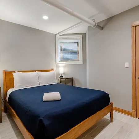 Apartment Quiet Oasis Only Minutes From Downtown - Friendly Neighborhood! Apts