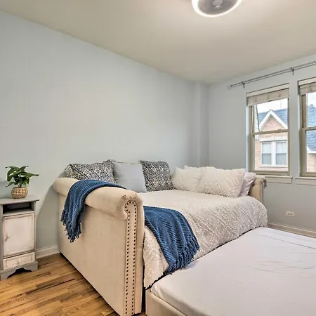 Holiday home Stunning Townhome About 9 Mi To Downtown!