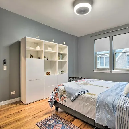 Holiday home Stunning Townhome About 9 Mi To Downtown! Chicago