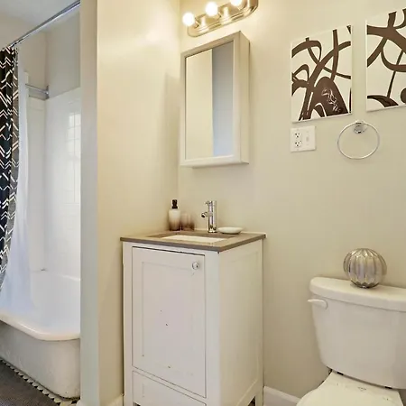 2br Lively & Chic Close To Shops - Touhy 3s Apartment Chicago