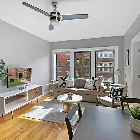 Apartment 3br Sunny And Spacious Near Restaurants - Stratford 2s Rep *
