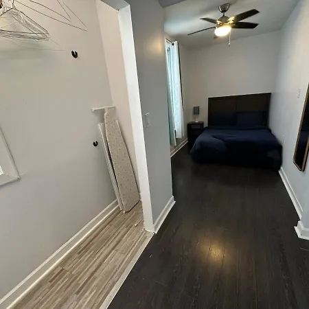 Apartment Monticello Place *