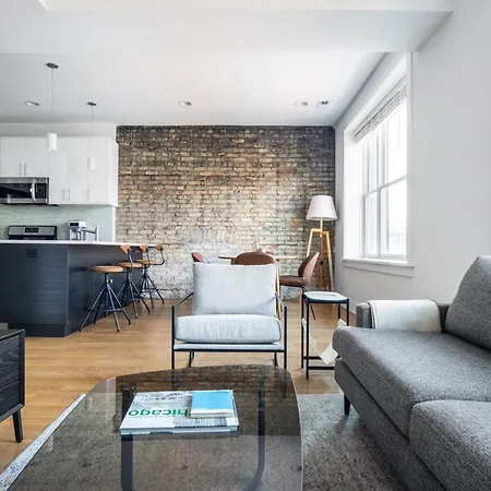Lakeview 2br Nr L Nr Wrigley Field Chi-337
