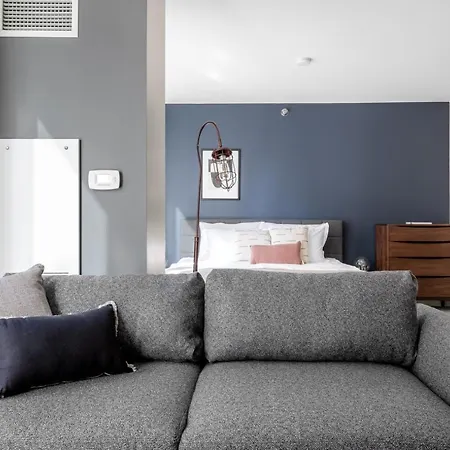 Apartment Loop W Pool Gym Nr Theatre District Chi-241 *